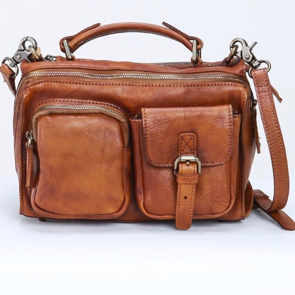 Handbags - POL Gorgeous Brown Leather Bag great for work!